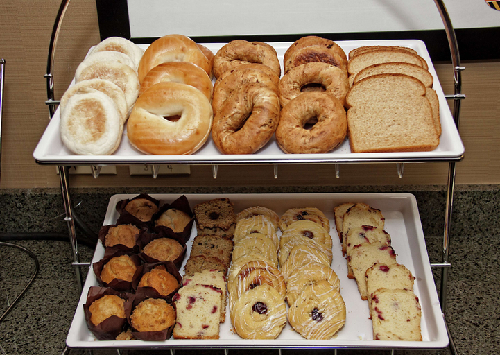Food & Drinks 4, Hampton Inn Jonesville Elkin, Yadkin