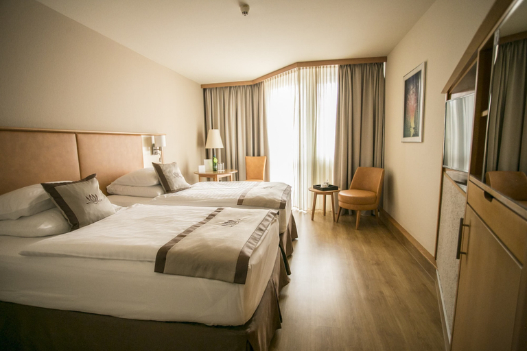 Bedroom 3, Lotus Therme Hotel & Spa, Hévíz/Keszthely