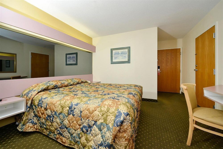 Bedroom 4, Travelers Inn, Schoharie