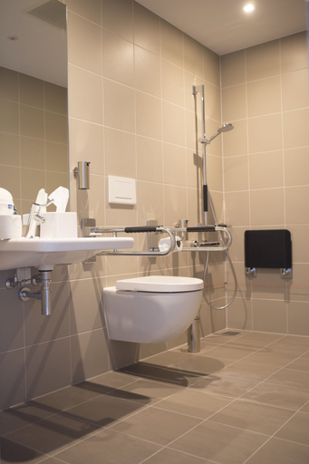 Bathroom 3, Hotel & Brasserie Katoen, Goes