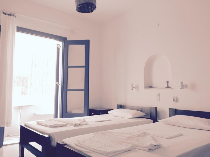 Bedroom 2, Pelagos Studios, South Aegean