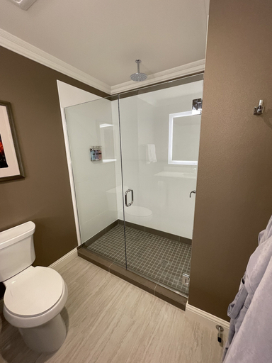 Bathroom 4, Majestic Inn & Spa, Skagit