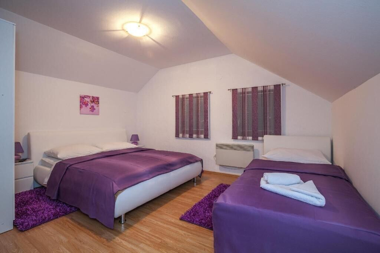 Bedroom 2, Guest House Slavica, Plitvička Jezera