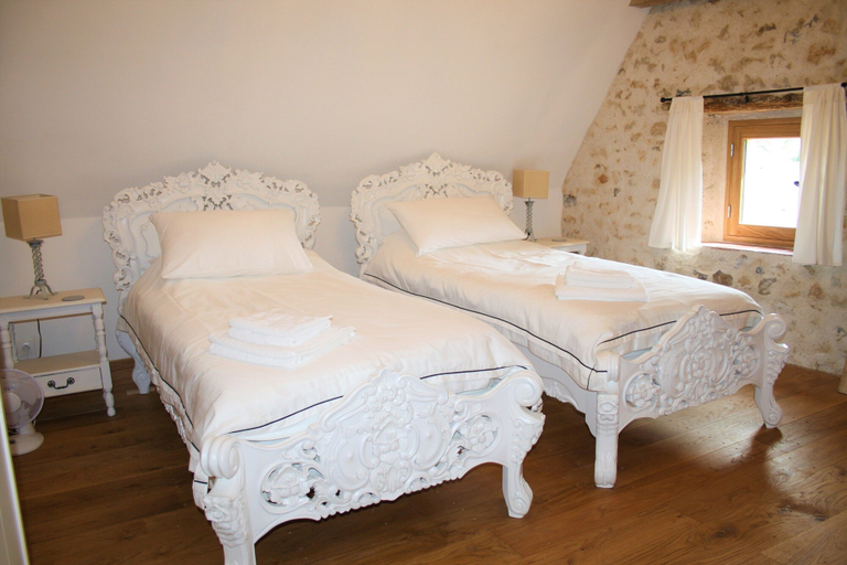 Bedroom 3, Manoir de la Basse-Cour, Sarthe
