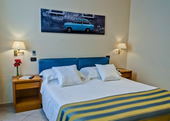 Bedroom 5, Crosti, Rome