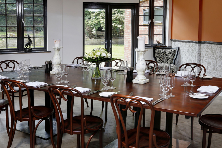Food & Drinks 5, Needham House Hotel, Hertfordshire