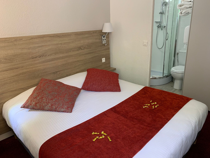 Bedroom 4, The Originals City, Hôtel Costières, Nîmes, Gard