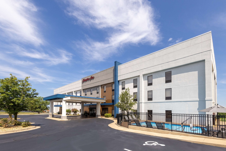 Exterior & Views 1, Hampton Inn St. Robert/Ft. Leonard Wood, Pulaski