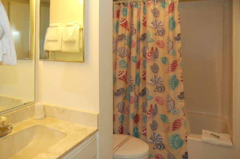 Bathroom 3, Ocean Trillium Suites, Volusia