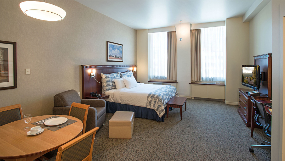 Bedroom 3, Le Square Phillips Hotel And Suites, Montréal