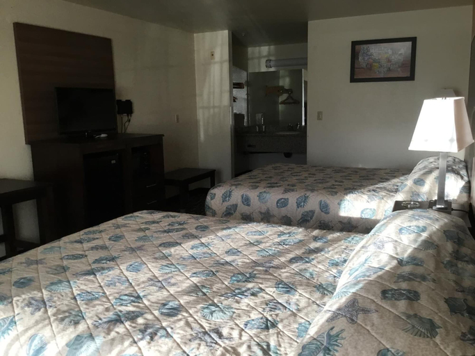 Bedroom 3, Executive Inn, Stanislaus