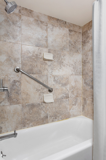 Bathroom 4, Delta Hotels by Marriott Burlington, Chittenden