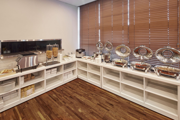 Food & Drinks 5, Western Bay Marina Hotel, Pyeongtaek