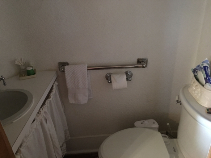 Bathroom 3, The Queen, A Victorian Bed & Breakfast, Centre