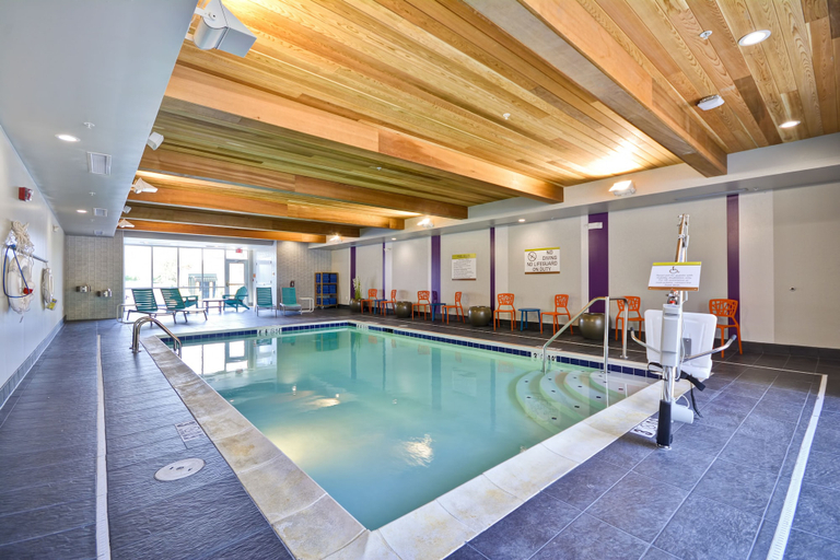 Sport & Beauty 5, Home2 Suites by Hilton Blue Ash Cincinnati, Hamilton