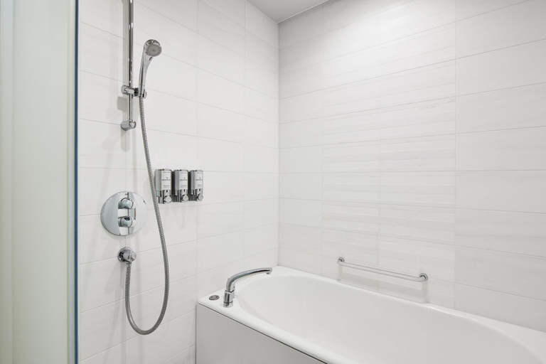 Bathroom 5, Sheraton Grand Hiroshima Hotel, Hiroshima