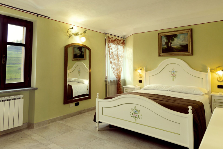 Bedroom 3, L Piasi, Asti