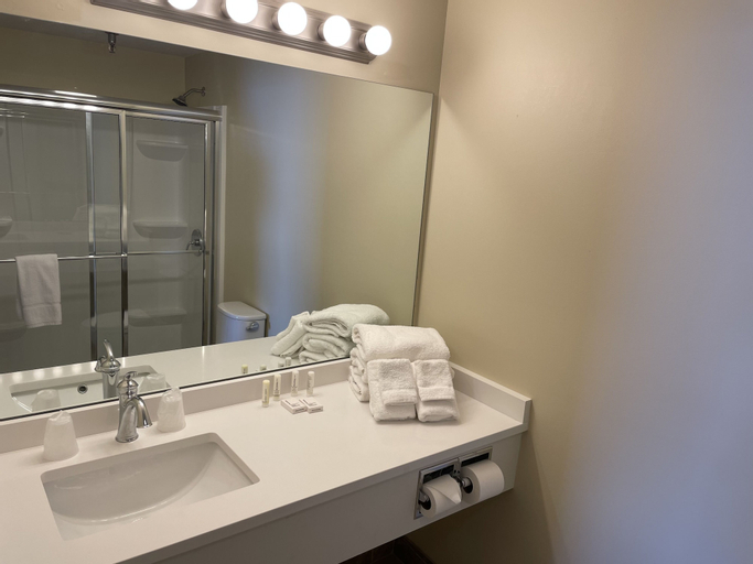 Bedroom 4, Hampton House Hotel, Rockingham