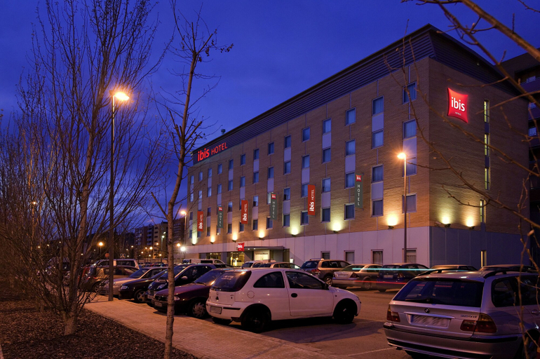 Exterior & Views 2, ibis Barcelona Molins de Rei, Barcelona