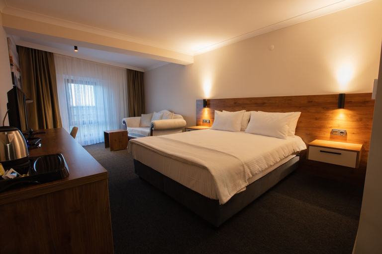 Bedroom 3, Valent Otel Business, Edremit