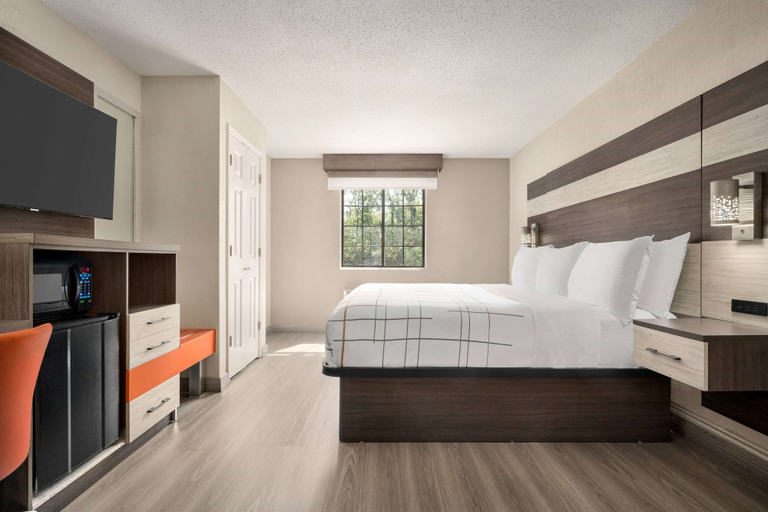 Bedroom 3, La Quinta Inn Lexington/Horse Park, Fayette