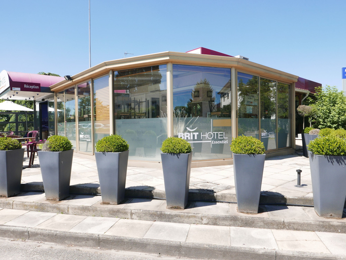 Exterior & Views 2, Brit Hotel Lyon Eurexpo, Rhône