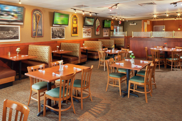 Food & Drinks 5, DoubleTree by Hilton Greensboro, Guilford