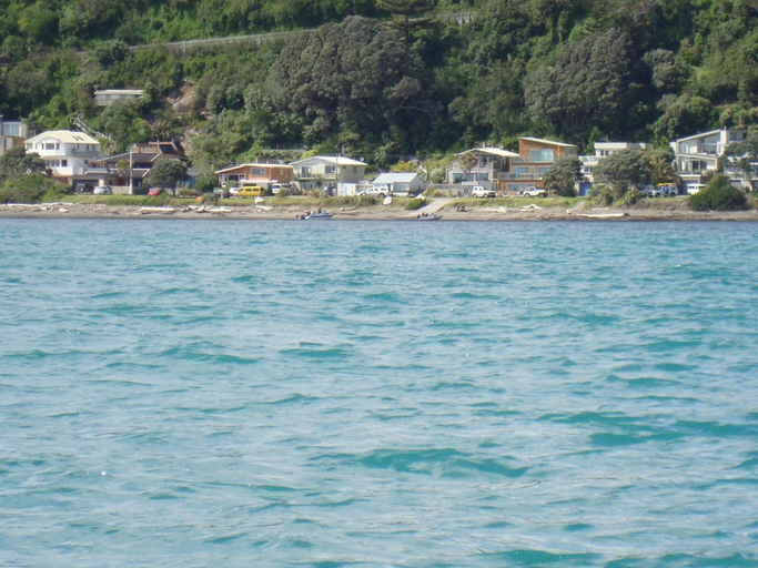 Others 4, Kapiti Waves Beach Retreat, Porirua