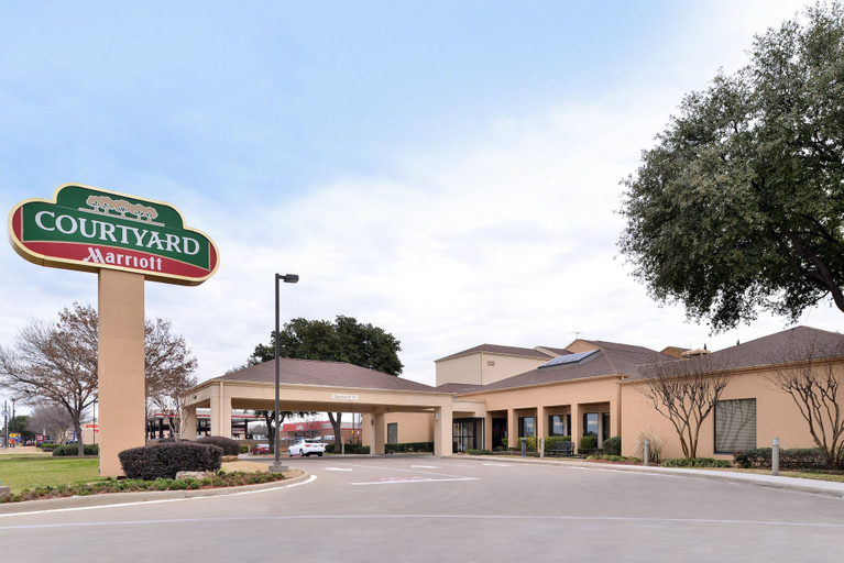 Exterior & Views 2, Courtyard by Marriott Dallas Northwest, Dallas