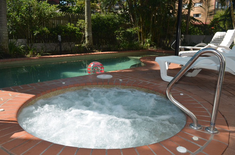 Sport & Beauty 4, King's Row Holiday Apartments, Caloundra - Caloundra S.
