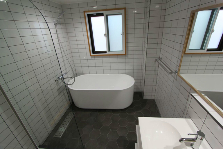 Bathroom 3, Nozawa Central Apartments, Nozawaonsen