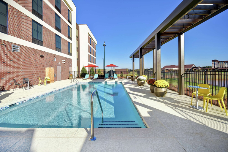 Sport & Beauty 5, Home2 Suites by Hilton Lagrange, Troup
