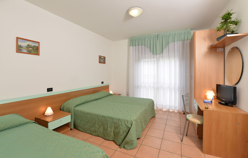 Bedroom 3, Hotel Etna, Udine