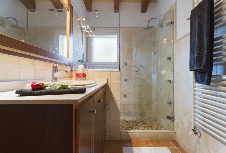 Bathroom, Villa Can Justo, Baleares