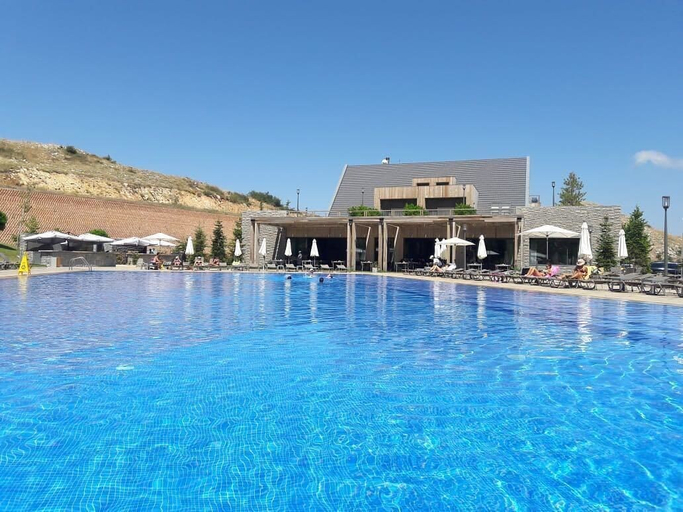 Exterior & Views 2, Le Grand Chalet Zaarour, El Metn