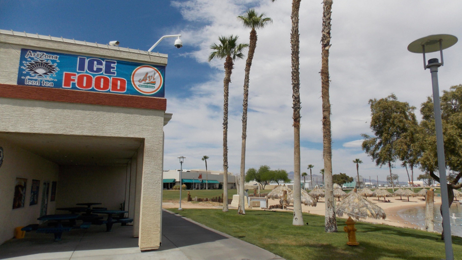 Exterior & Views 2, Avi Resort & Casino, Clark