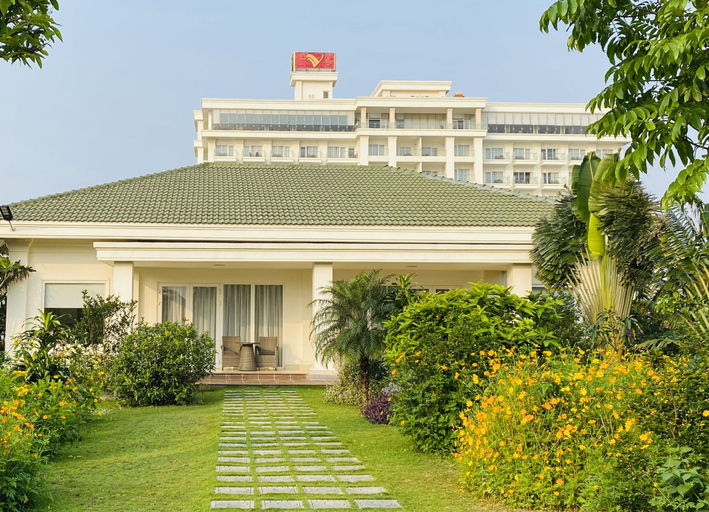 Exterior & Views 2, Gold Coast Hotel Resort & Spa, Đồng Hới