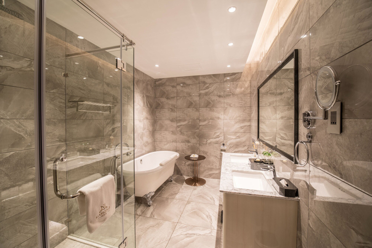 Bathroom 3, Marigold Hotel, Windhoek West