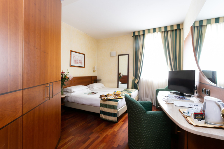 Bedroom 2, c-hotels Mirage, Milano