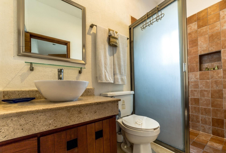 Bathroom 4, Magic Paradise 5C By Globalia, Cozumel