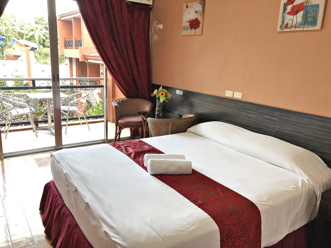 Pura Vida Resort, Tagaytay City