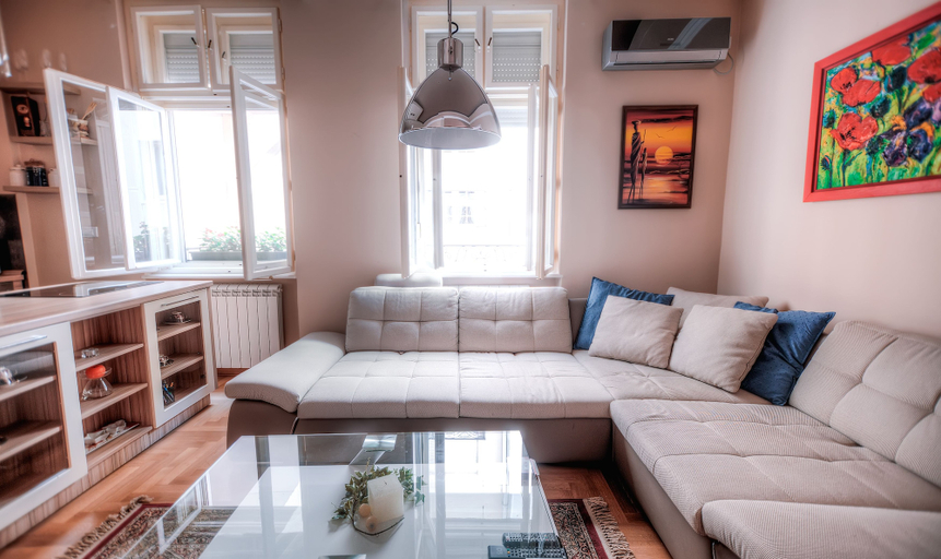 Others 4, Crown Apartment, Belgrade