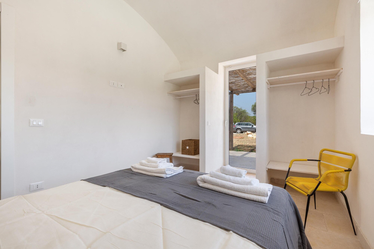 Bedroom 3, 2499 Trulli La Meringa by Perle di Puglia, Brindisi