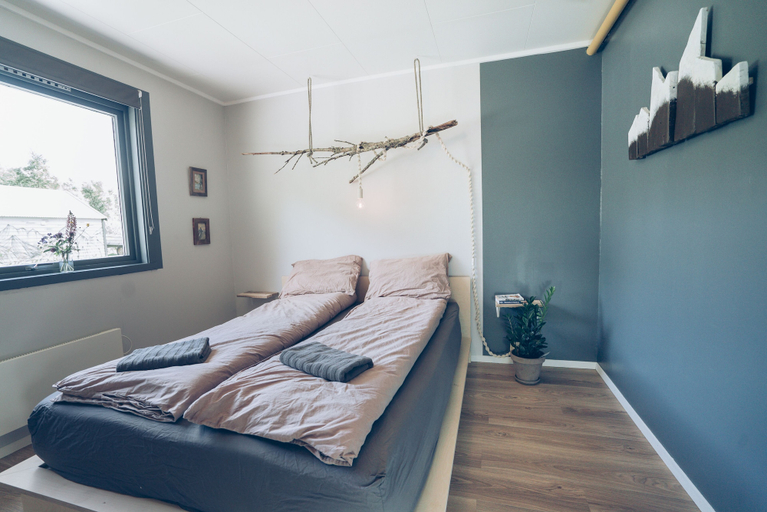 Bedroom 3, Furu Hostel, Vestvågøy
