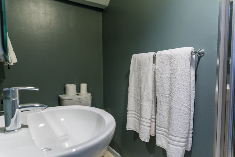 Bathroom 4, The Ancient Gatehouse Hotel, Somerset