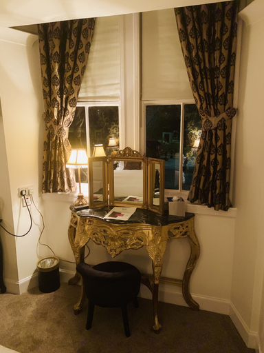 Others 5, The Horseshoe Inn, Scottish Borders