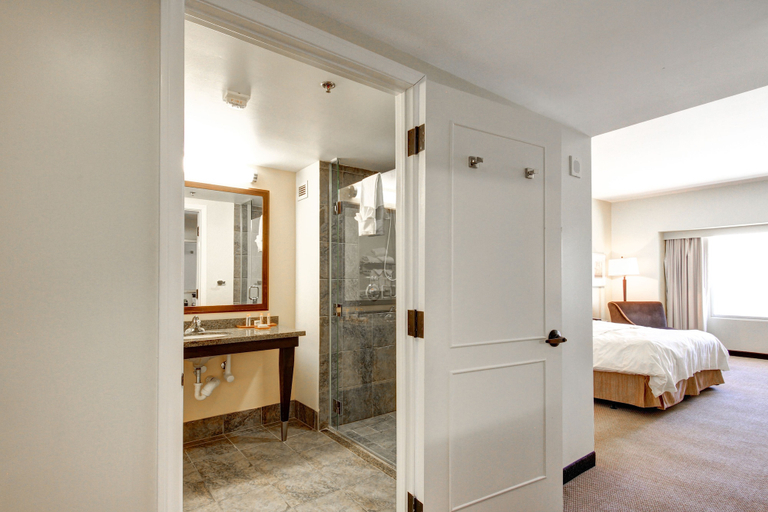 Bedroom 3, Fantasy Springs Resort Casino, Riverside