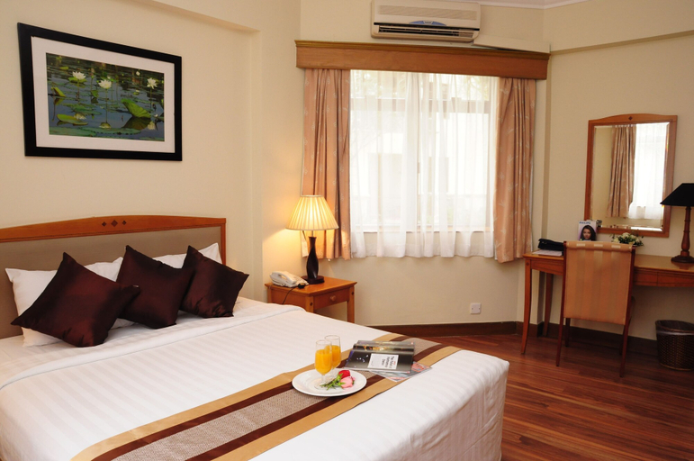 Bedroom 3, Riverside Serviced Apartments, District 2