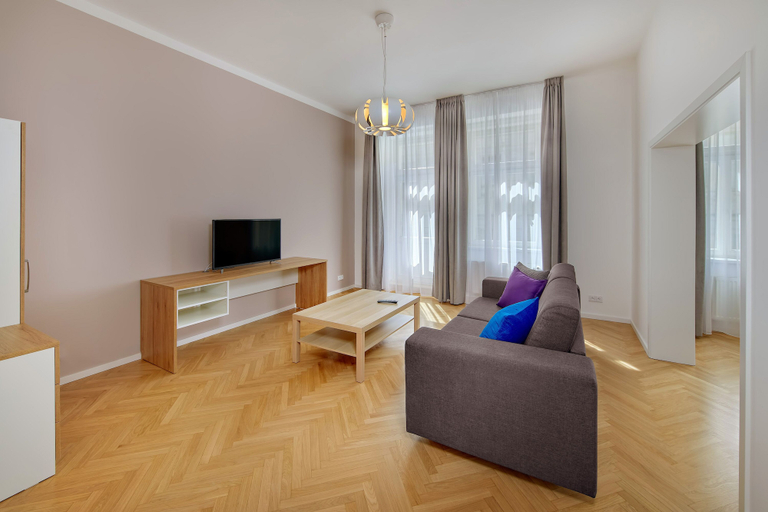 Others 5, DownTown Suites Kodanská, Praha 2