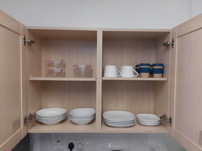 Others 3, Beautiful 1-bed House by Manchester City Stadium, Manchester